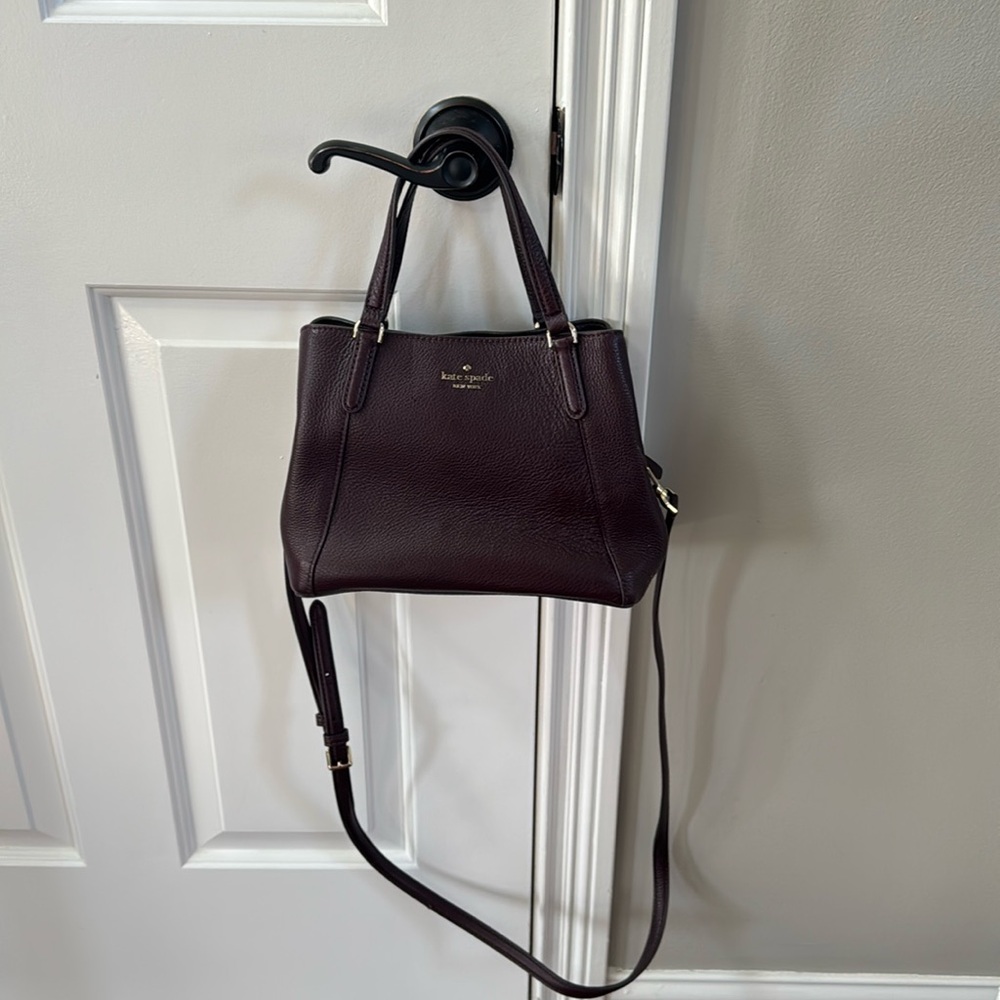 BURGUNDY KATE SPADE PURSE W SHOULDER STRAP-EXCELLENT CONDITION!